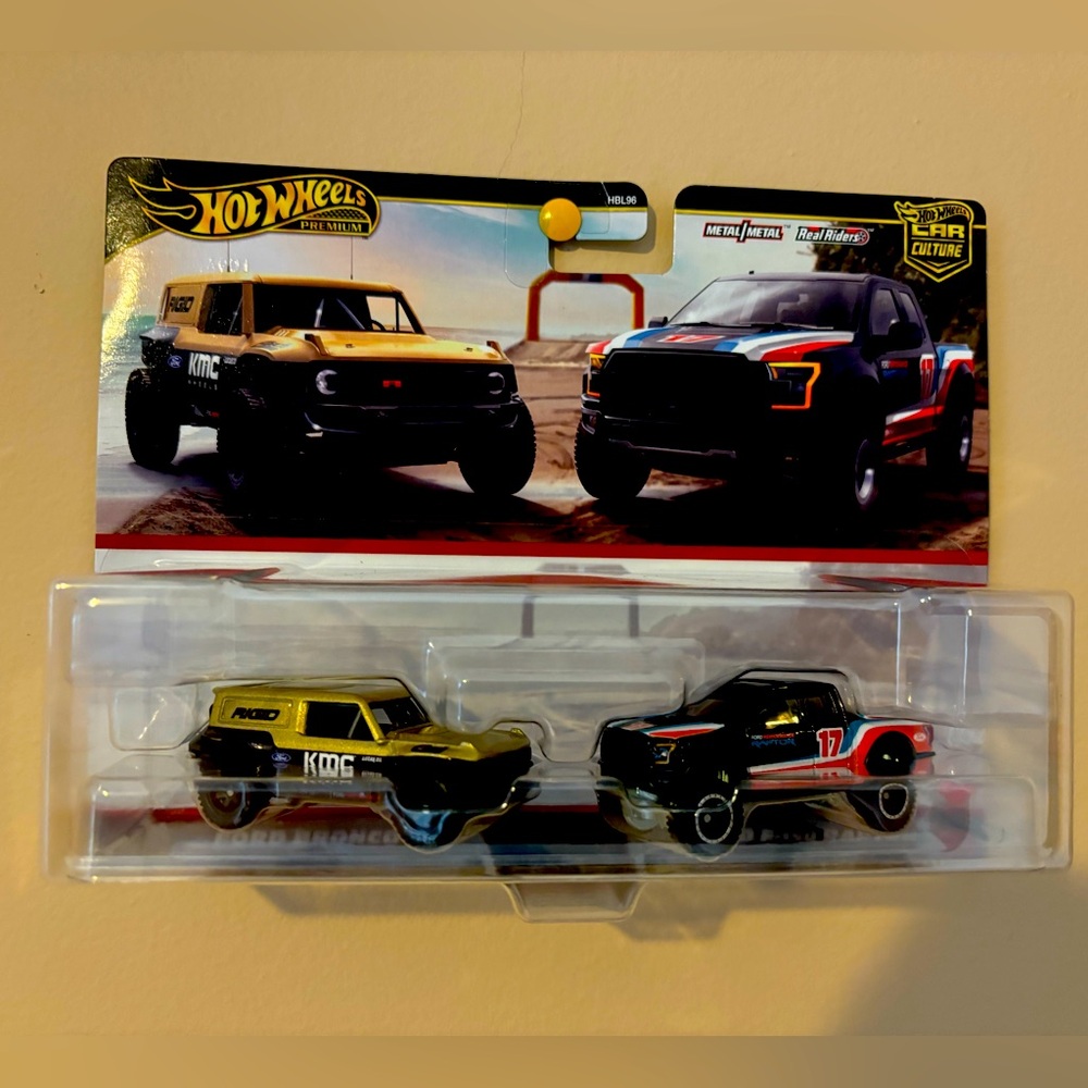 2024 Hot Wheels Premium Car Culture Ford Bronco R & '17 Ford F-150 Raptor 2 Pack